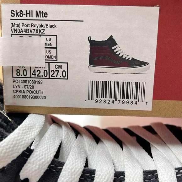Vans Men’s Sk8-Hi Mte
(Mte) Port Royale/Black
VN0A4BV7XKZ
Boots Sneakers - Picture 16 of 16